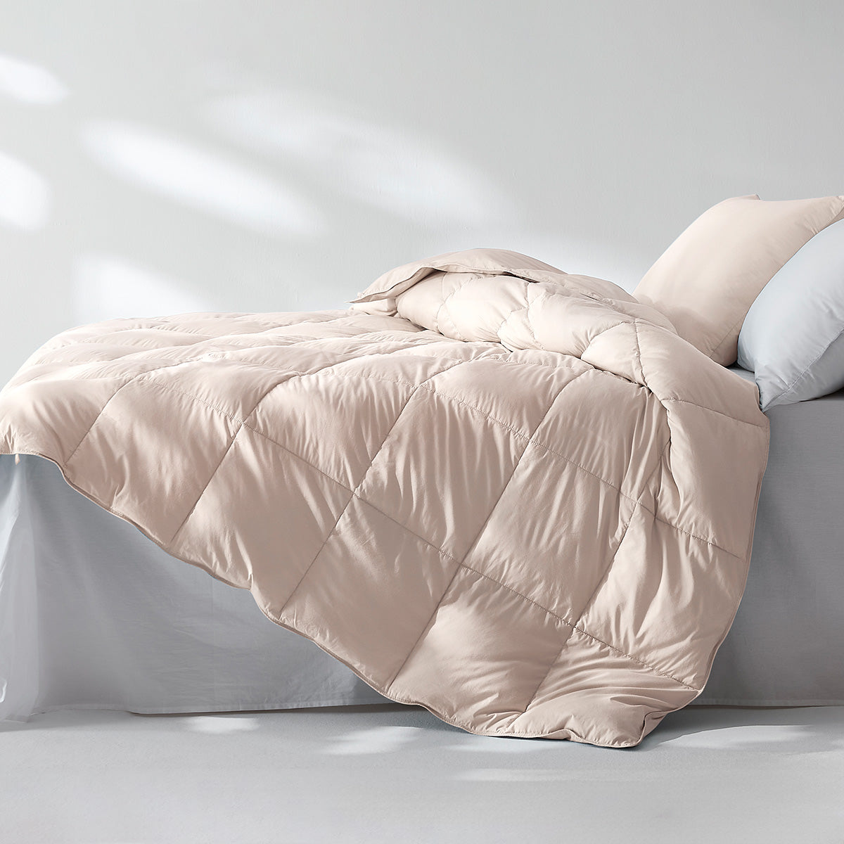 Light Pink Lightweight Tencel™ Cooling Down Comforter